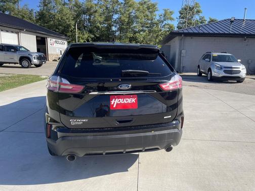 2019 Ford Edge SE