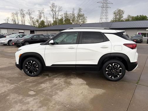 Summit White 2023 Chevrolet Trailblazer LT