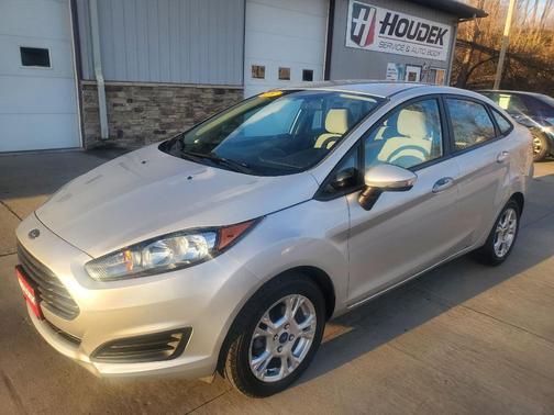2015 Ford Fiesta SE