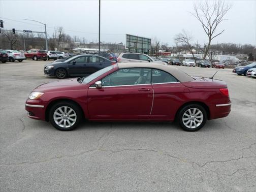2013 Chrysler 200 Touring