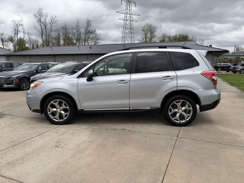 Ice Silver Metallic 2015 Subaru Forester 2.5i Touring