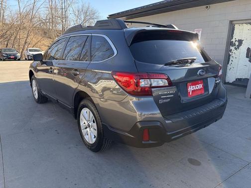 2019 Subaru Outback 2.5i