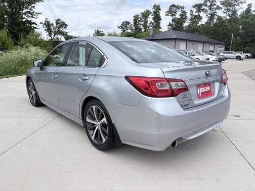 Ice Silver Metallic 2015 Subaru Legacy Limited