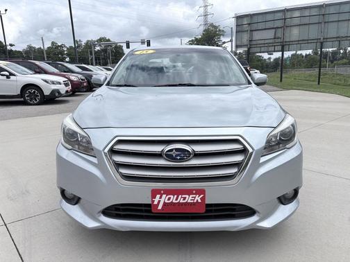 Ice Silver Metallic 2015 Subaru Legacy Limited