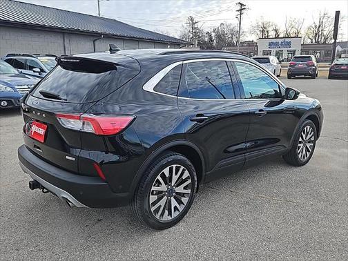 2020 Ford Escape Titanium