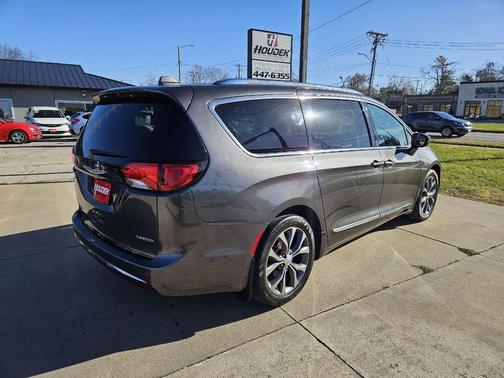 2017 Chrysler Pacifica Limited