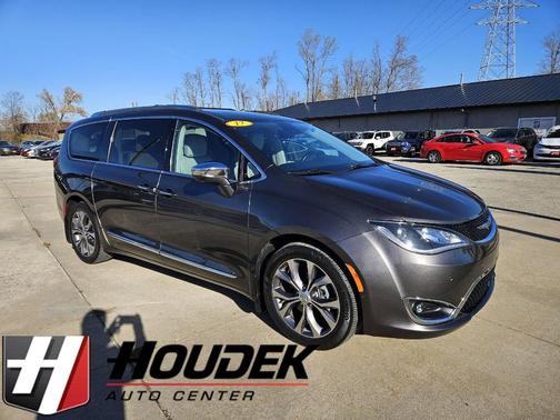2017 Chrysler Pacifica Limited