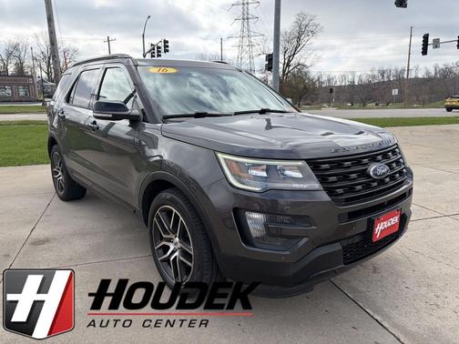Magnetic Metallic 2016 Ford Explorer Sport
