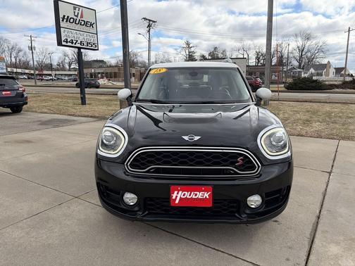2018 MINI Countryman Cooper S