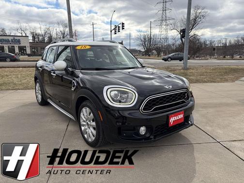 2018 MINI Countryman Cooper S
