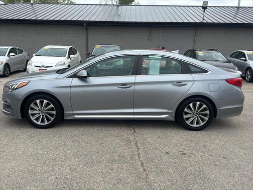 2015 Hyundai SONATA Sport