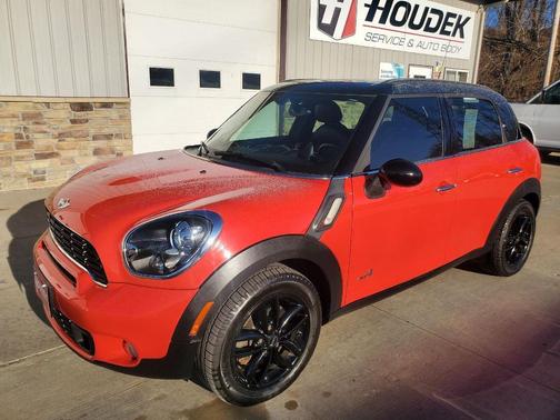 2012 MINI Cooper S Countryman Base