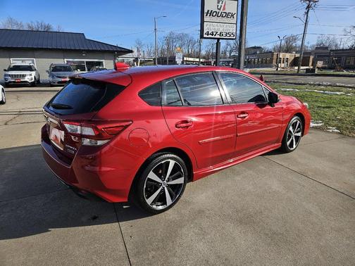 2017 Subaru Impreza 2.0i Sport