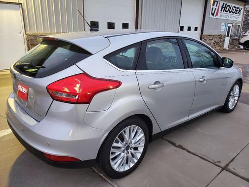 2017 Ford Focus Titanium