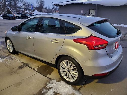 2017 Ford Focus Titanium
