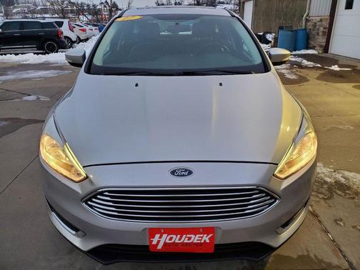 2017 Ford Focus Titanium