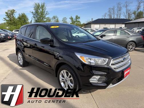 Agate Black Metallic 2019 Ford Escape SE