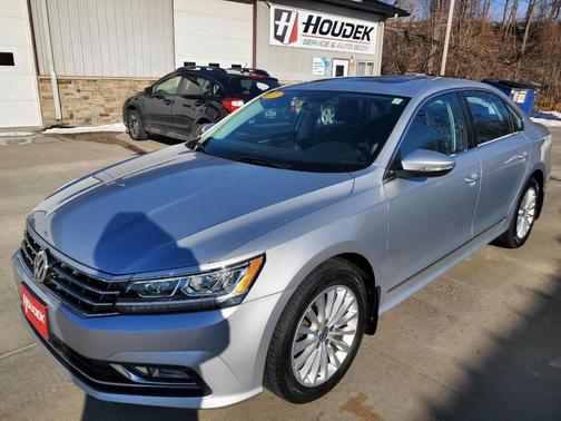 2017 Volkswagen Passat 1.8T SE
