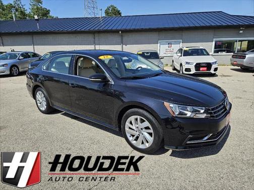 2018 Volkswagen Passat 2.0T SE