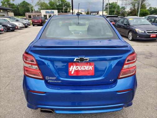 2018 Chevrolet Sonic LT