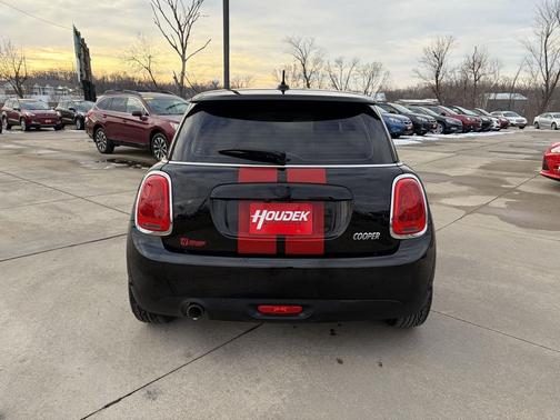 2018 MINI Hardtop Cooper