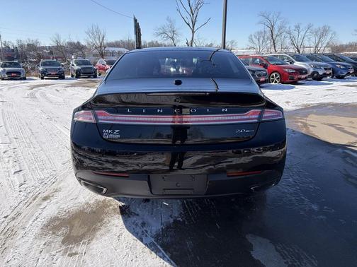 2016 Lincoln MKZ Base