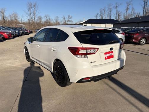 2017 Subaru Impreza 2.0i