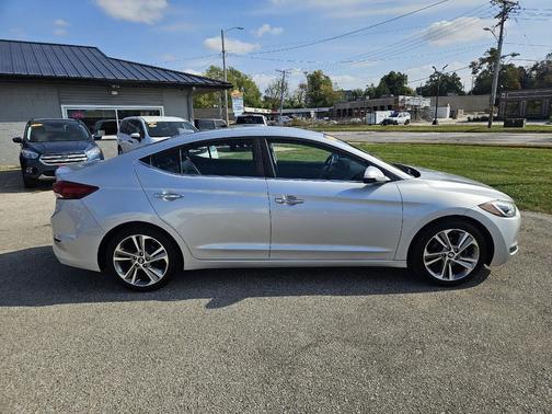 2017 Hyundai ELANTRA Limited