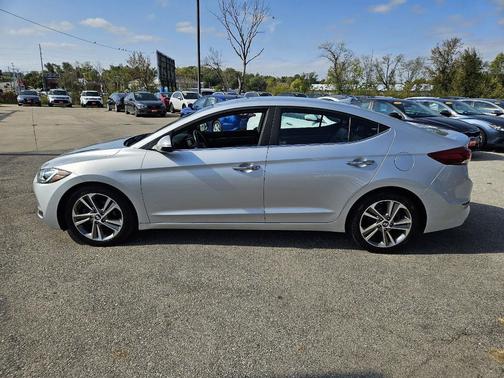 2017 Hyundai ELANTRA Limited