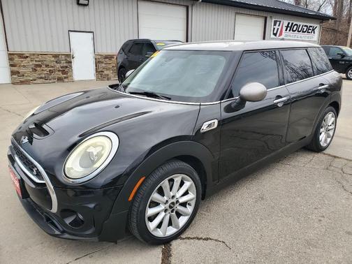 2017 MINI Clubman Cooper S