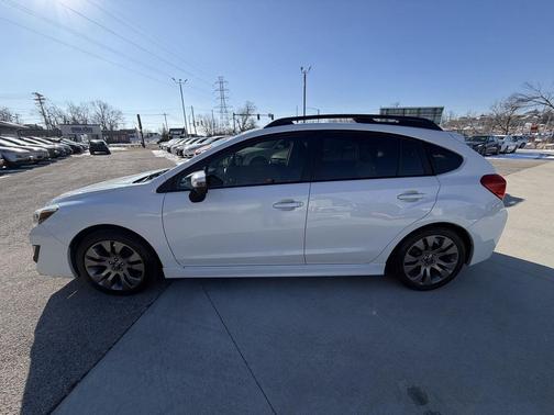 2016 Subaru Impreza 2.0i Sport Premium