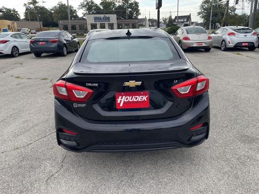 2018 Chevrolet Cruze LT