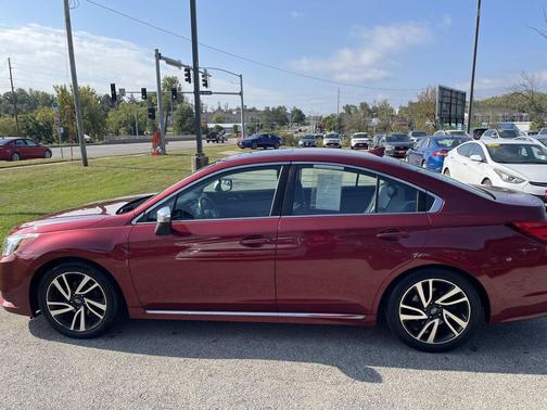 2017 Subaru Legacy Sport