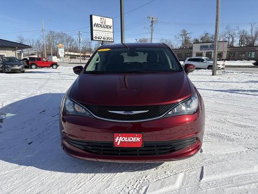 2017 Chrysler Pacifica LX