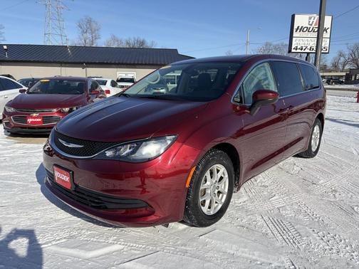 2017 Chrysler Pacifica LX