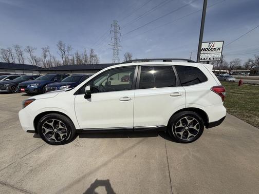 Crystal White Pearl 2016 Subaru Forester 2.0XT Touring