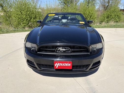 Black 2014 Ford Mustang V6 Premium