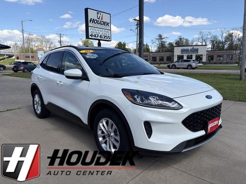 Star White Metallic Tri-Coat 2020 Ford Escape SE