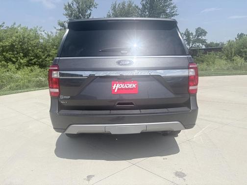 Magnetic Metallic 2019 Ford Expedition XLT