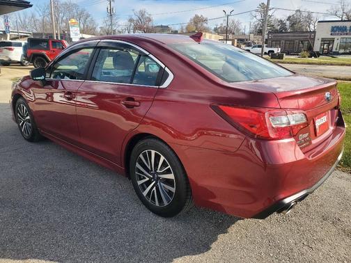 2018 Subaru Legacy Premium