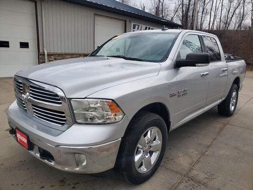 Bright Silver Metallic Clearcoat 2015 RAM 1500 Big Horn