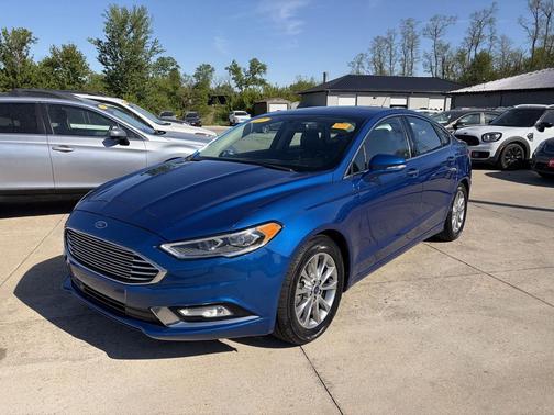 Lightning Blue 2017 Ford Fusion SE