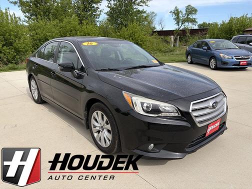 Crystal Black Silica 2016 Subaru Legacy Premium
