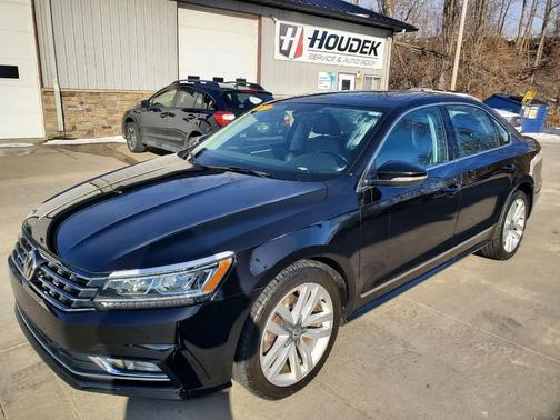 2017 Volkswagen Passat 1.8T SE w/Technology