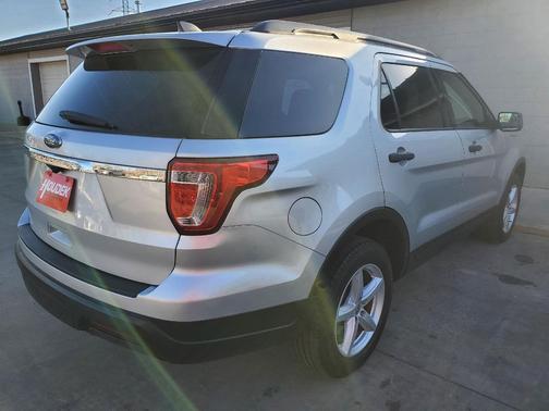 2019 Ford Explorer Base