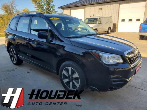 2017 Subaru Forester 2.5i