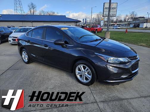 2016 Chevrolet Cruze LT Auto
