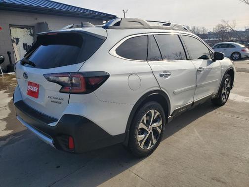 2020 Subaru Outback Touring