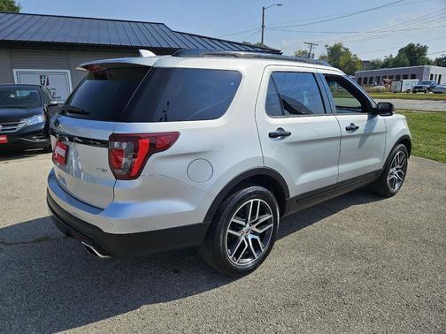 2017 Ford Explorer sport
