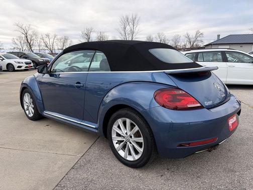 2019 Volkswagen Beetle 2.0T SE